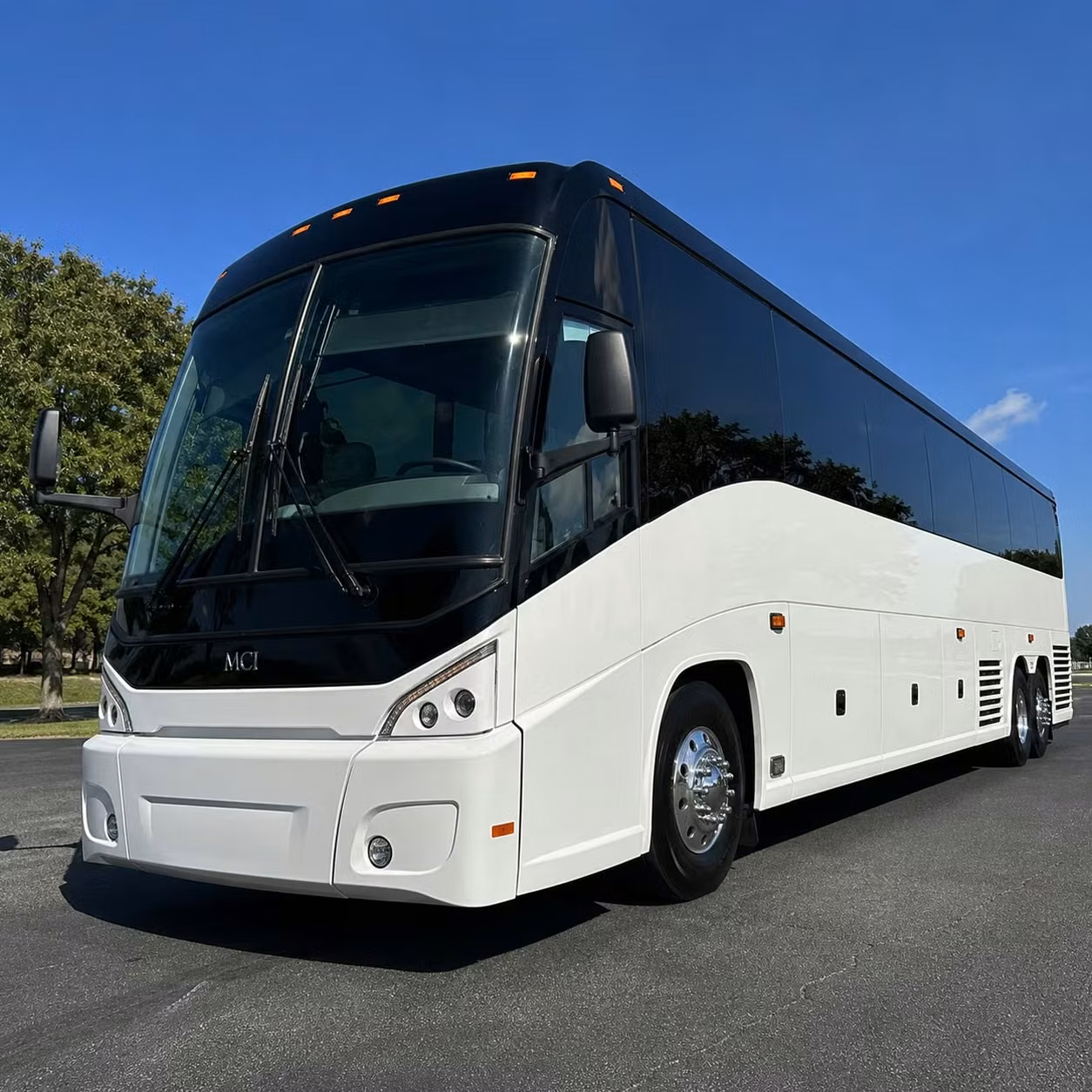 cedar rapids concert music festival bus rentals