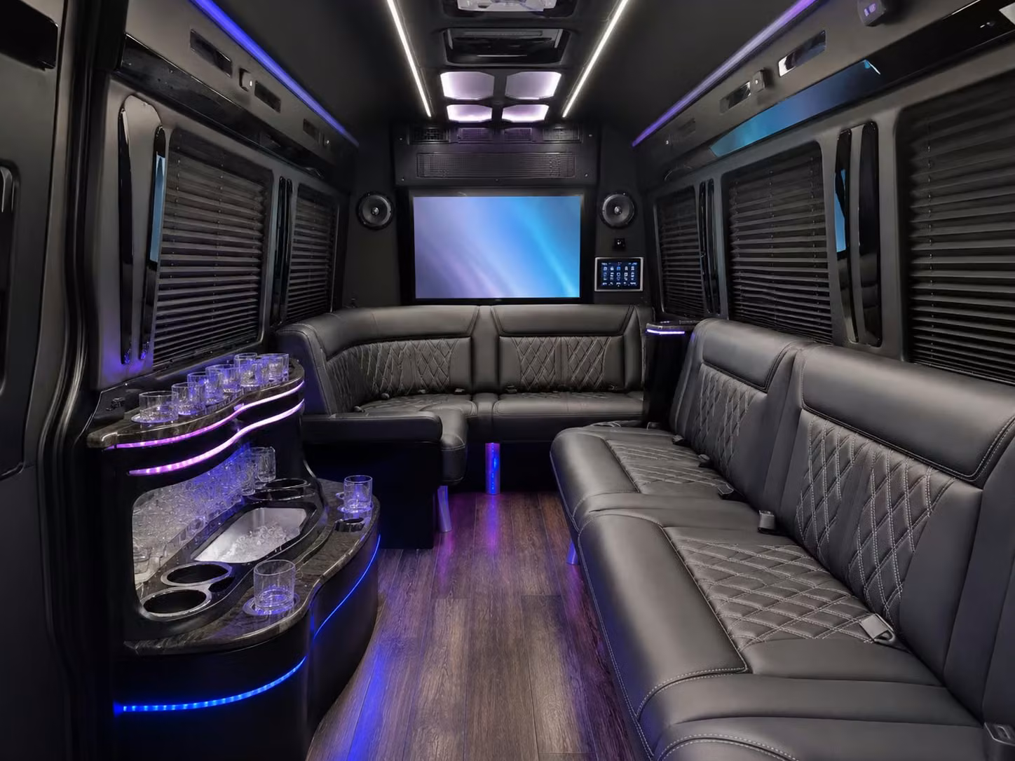 with cedarrapidscoachbusservice com you ll find the right bus for high school state tournament travel from cedar rapids